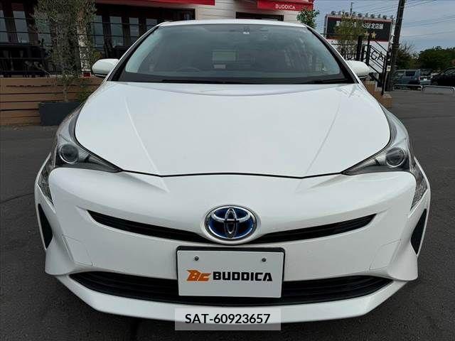 Toyota PRIUS 2017-05 322529-8