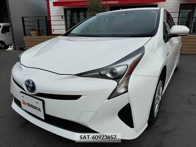 Toyota PRIUS 2017-05 322529-7
