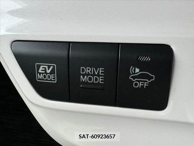 Toyota PRIUS 2017-05 322529-5