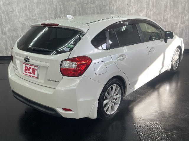 Subaru IMPREZA 2014-03 188464-2
