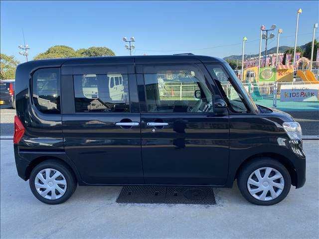 Daihatsu TANTO 2018-01 182104-14