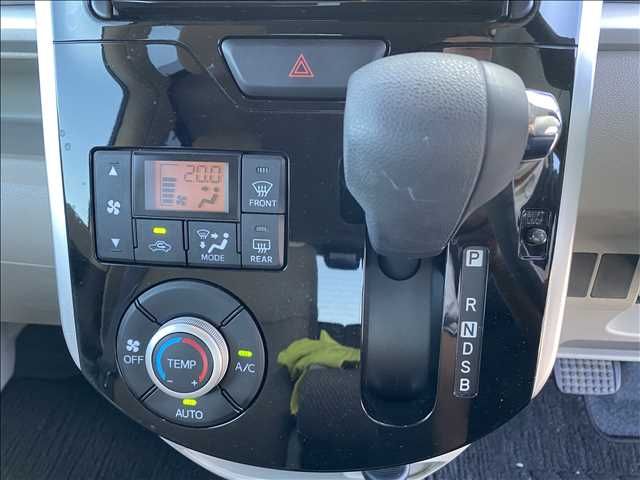 Daihatsu TANTO 2018-01 182104-23