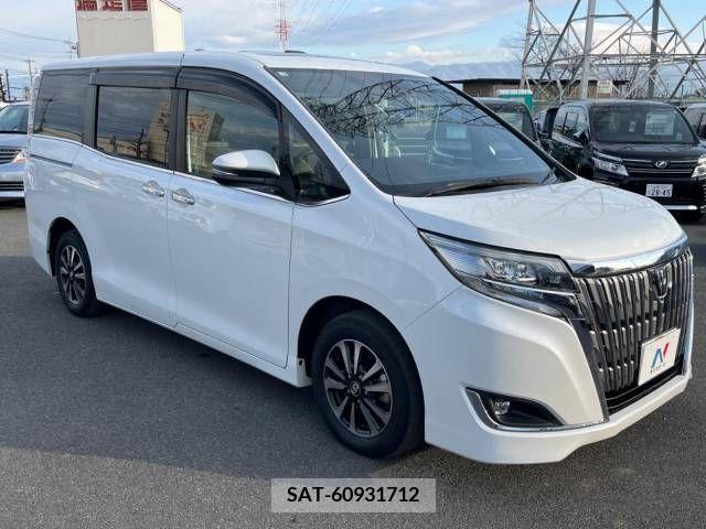 Toyota ESQUIRE 2018-08 221902-17