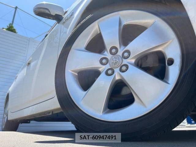 Toyota PRIUS 2009-06 321987-11