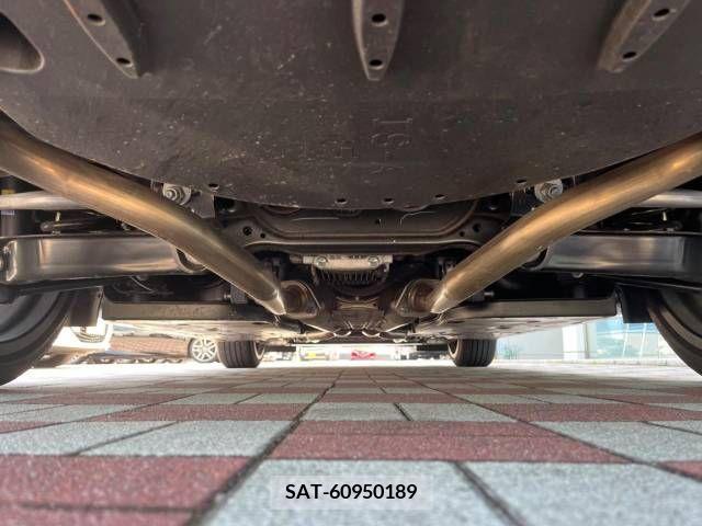 Lexus IS 2023-05 275503-19