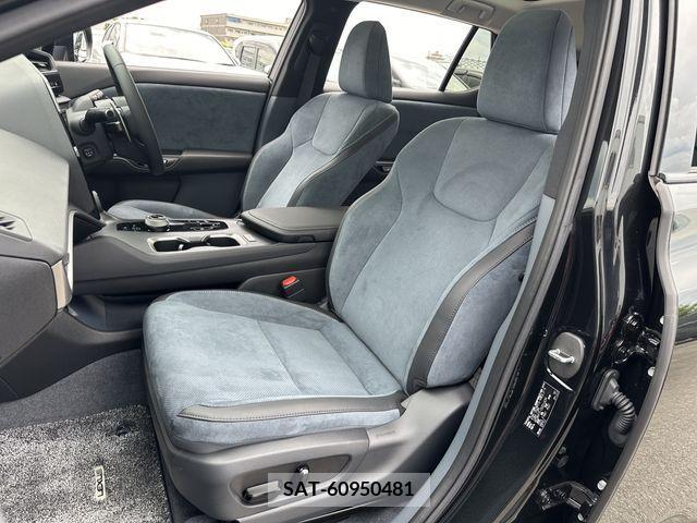 Lexus RZ 2023-06 354839-16