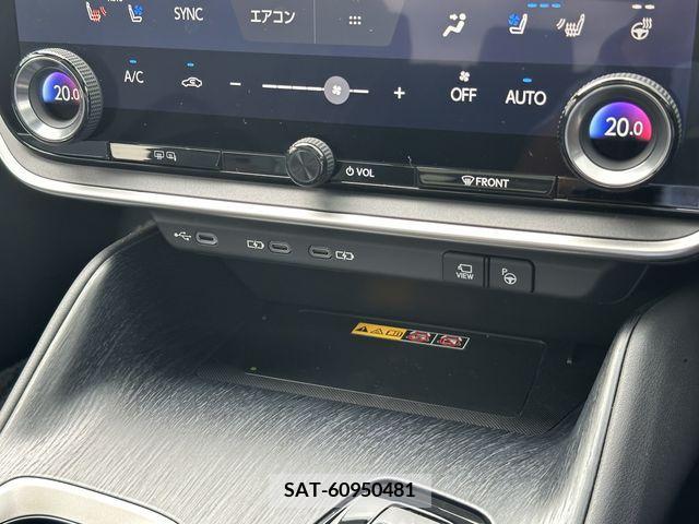 Lexus RZ 2023-06 354839-7