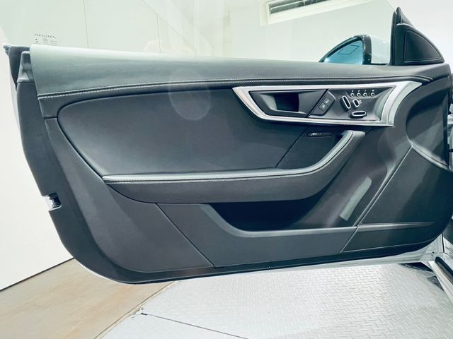 Jaguar F-TYPE 2018-03 12206-21