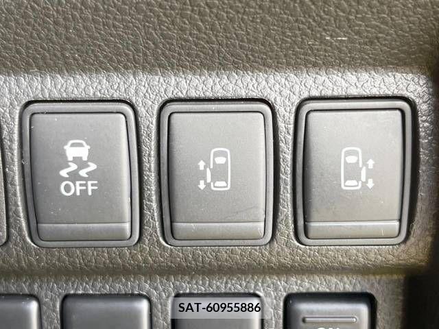 Nissan ELGRAND 2016-11 241010-5