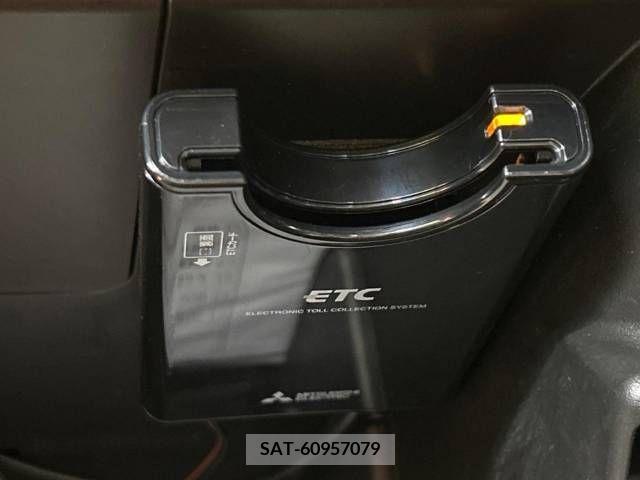 Nissan JUKE 2016-10 274009-5