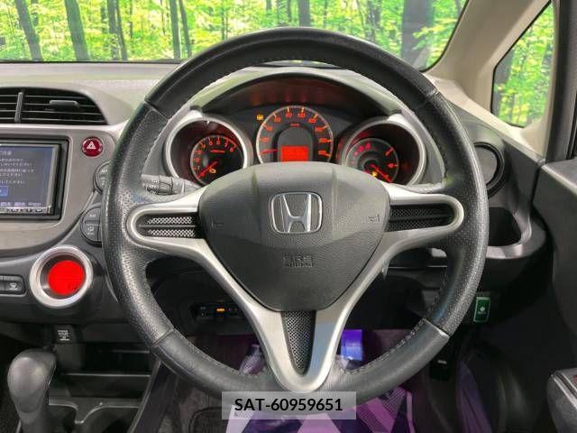 Honda FIT 2011-02 269449-11