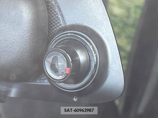 Toyota NOAH 2009-07 365120-3