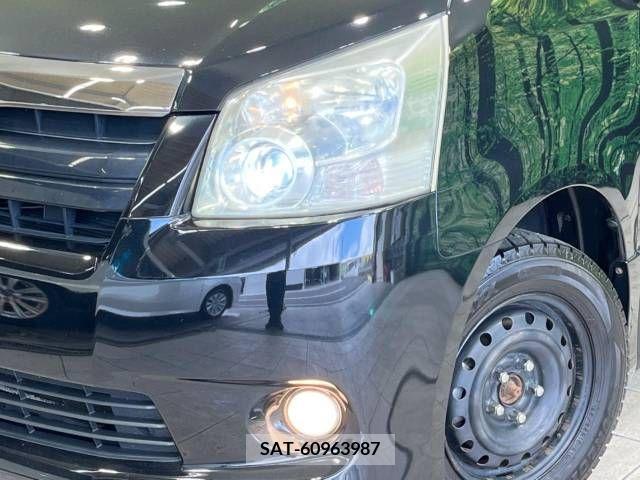 Toyota NOAH 2009-07 365120-13