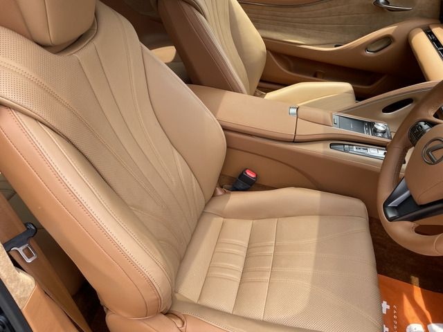 Lexus LC 2017-11 25019-1