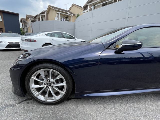 Lexus LC 2017-11 25019-7
