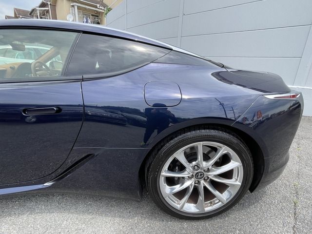 Lexus LC 2017-11 25019-8