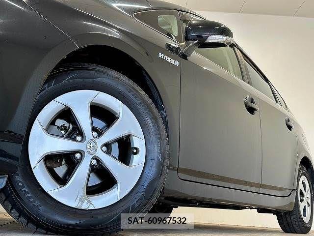 Toyota PRIUS 2014-03 375612-18