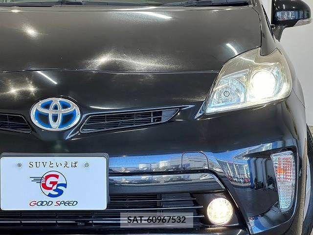 Toyota PRIUS 2014-03 375612-17
