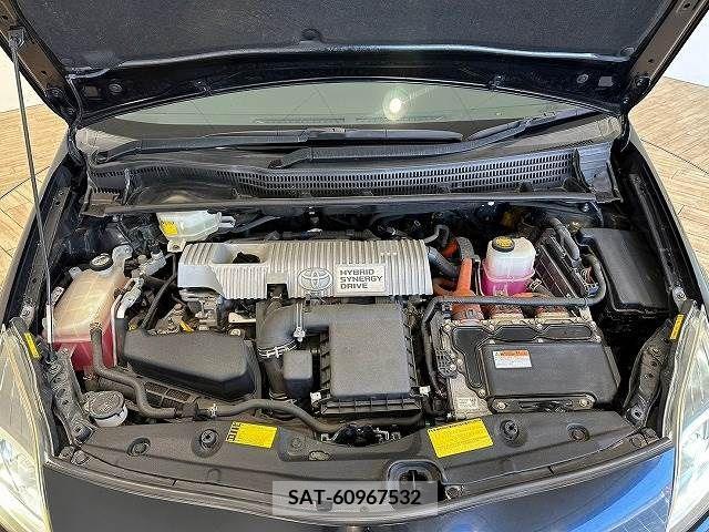 Toyota PRIUS 2014-03 375612-19