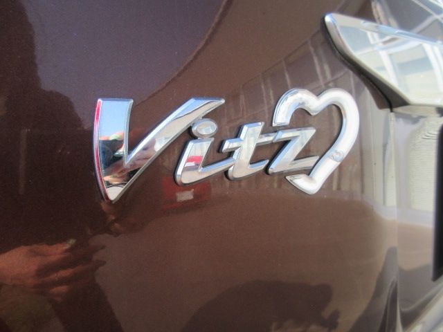 Toyota VITZ 2011-07 4114-19