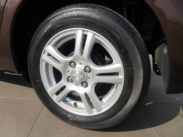 Toyota VITZ 2011-07 4114-7
