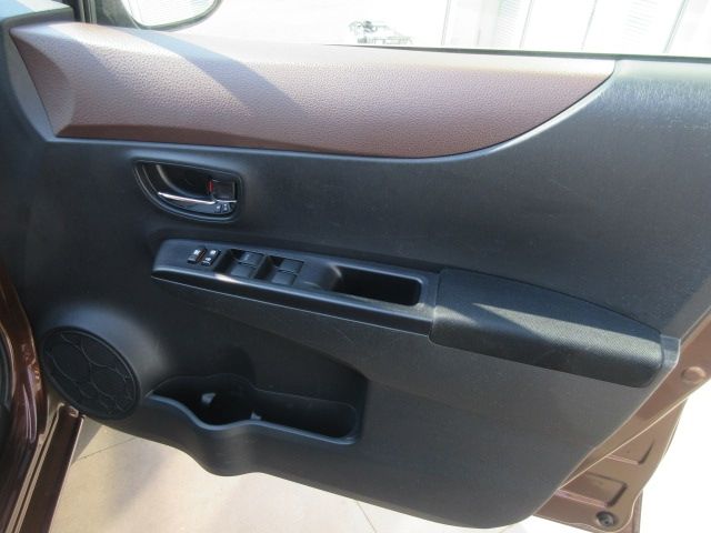 Toyota VITZ 2011-07 4114-11