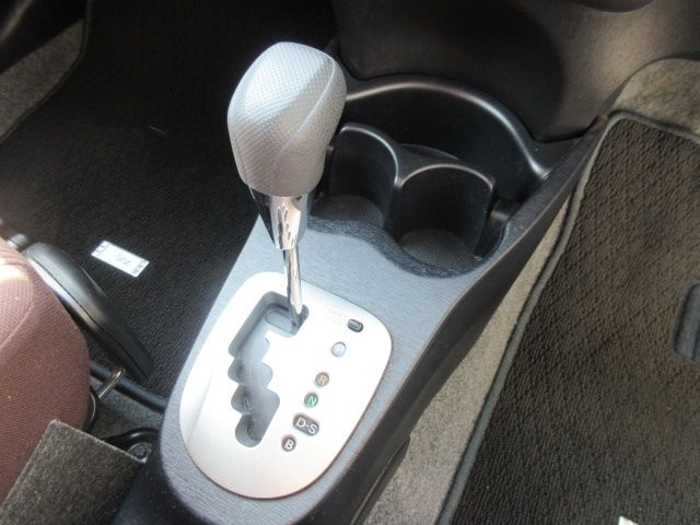 Toyota VITZ 2011-07 4114-15