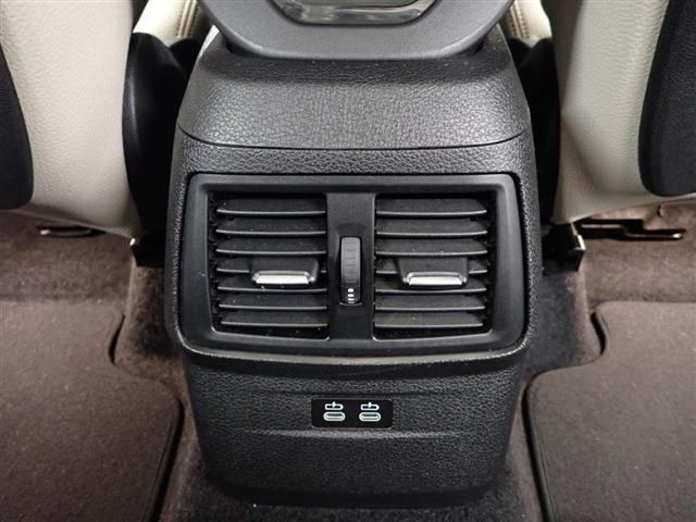 Bmw 2 SERIES 2021-11 181212-26