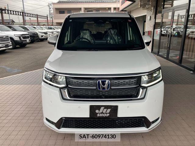 Honda e 2023-12 208130-1