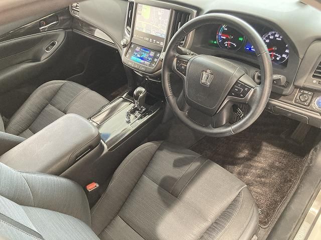 Toyota CROWN SEDAN 2015-02 28139-12