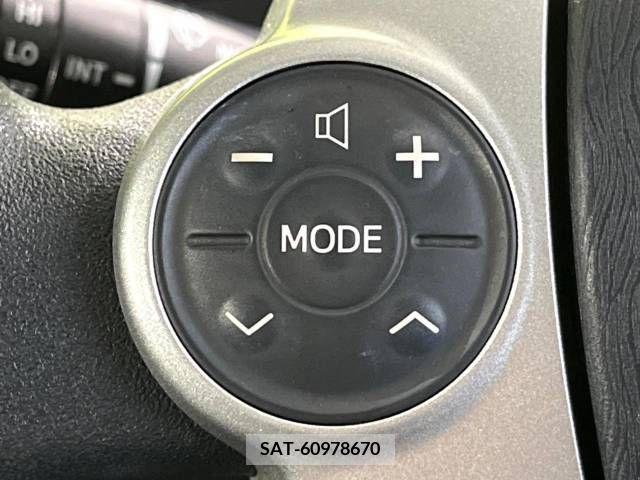 Toyota PRIUS 2009-10 257045-6