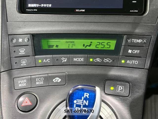 Toyota PRIUS 2009-10 257045-7