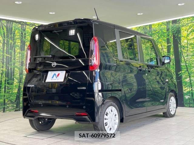 Nissan ROOX 2022-03 206084-17