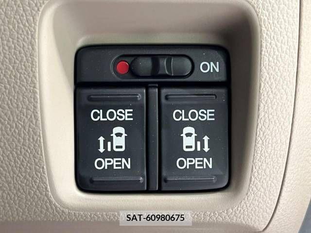 Honda N BOX 2014-02 306532-3
