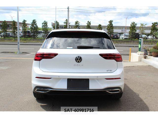 VolksWagen GOLF 2021-08 343971-6