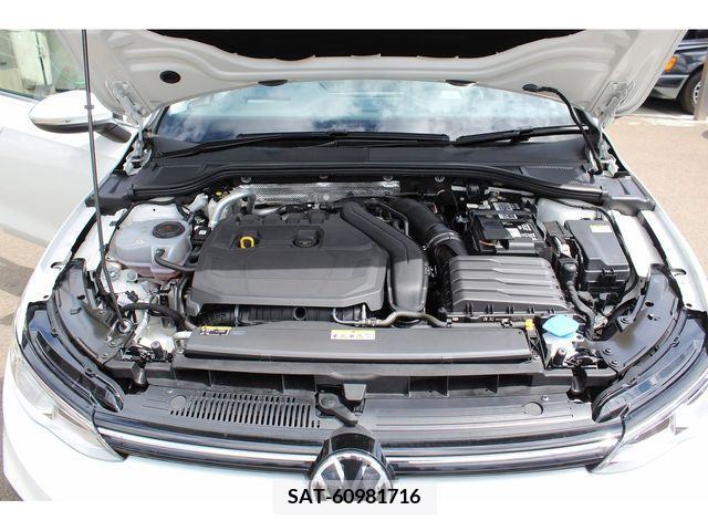 VolksWagen GOLF 2021-08 343971-25