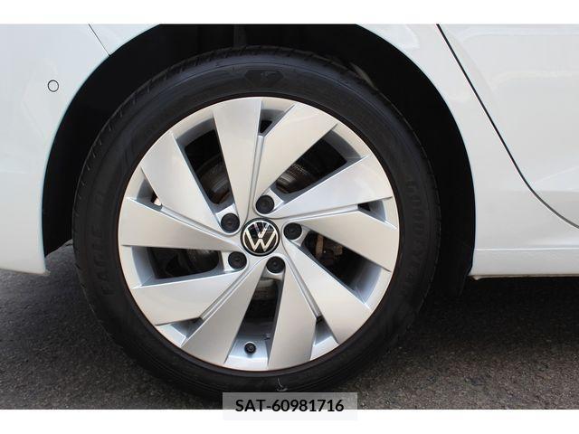VolksWagen GOLF 2021-08 343971-9