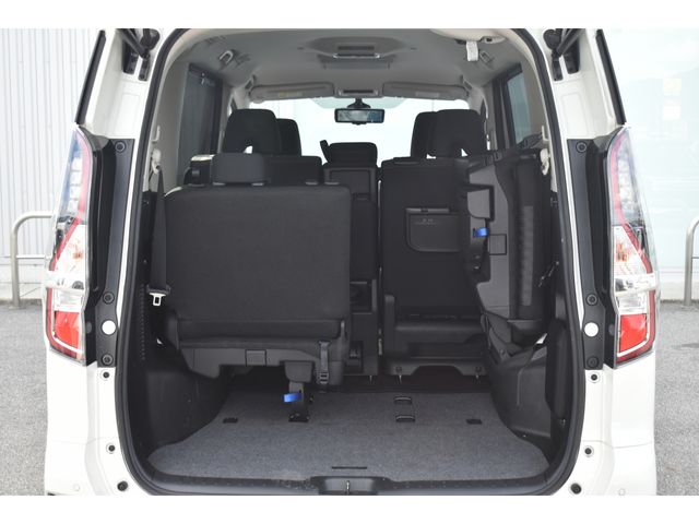 Nissan SERENA 2021-06 11383-23