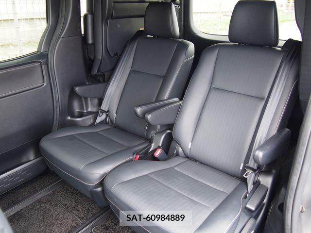 Toyota ESQUIRE 2016-11 298712-5