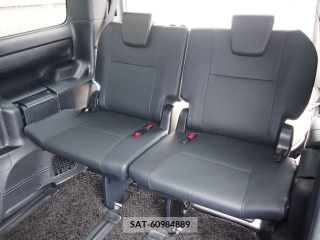 Toyota ESQUIRE 2016-11 298712-7