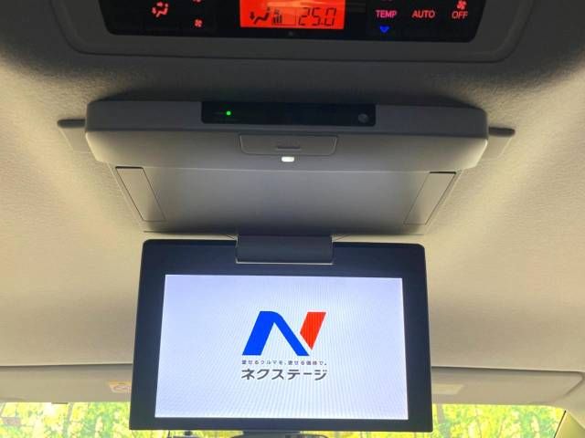 Toyota VOXY 2016-03 193182-4