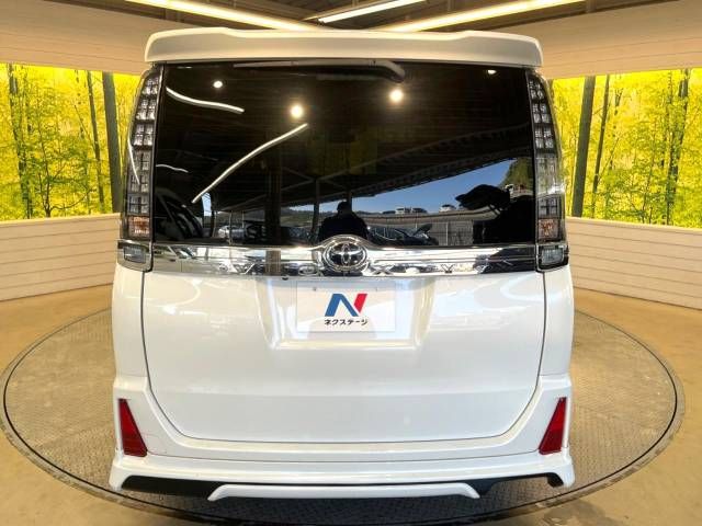 Toyota VOXY 2016-03 193182-16