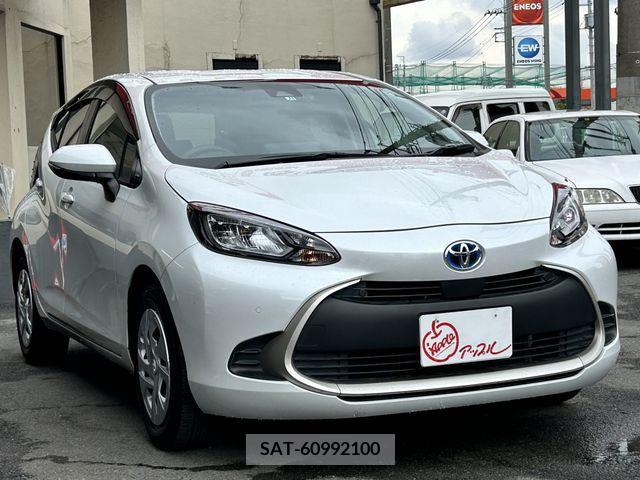 Toyota AQUA 2021-11 292275-6