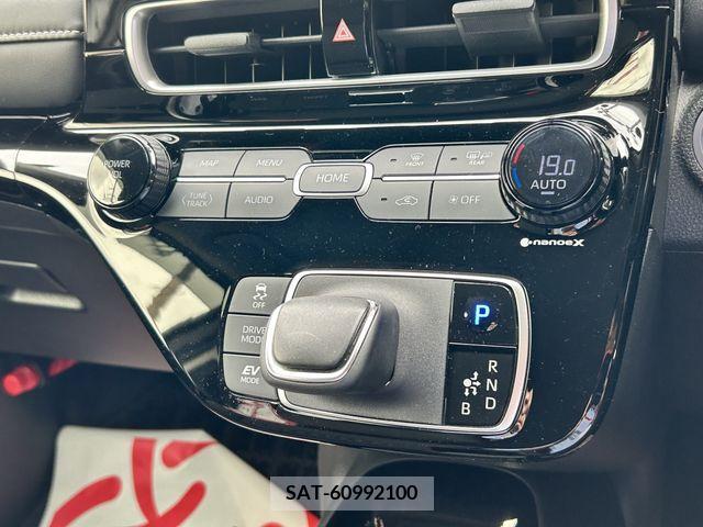 Toyota AQUA 2021-11 292275-12