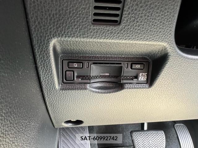 Toyota NOAH 2024-03 226941-15