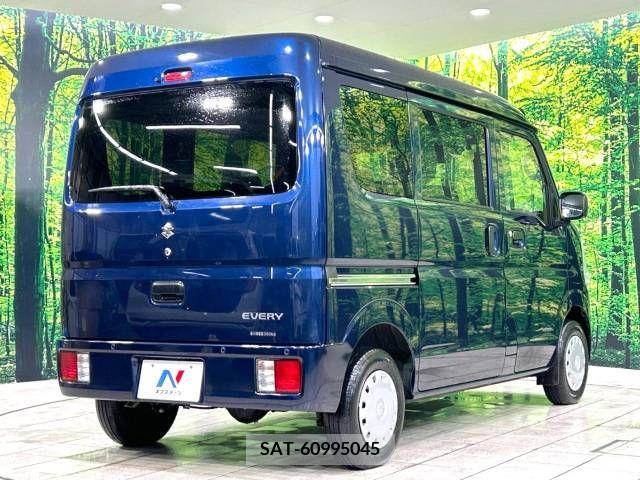 Suzuki EVERY 2022-03 219711-17