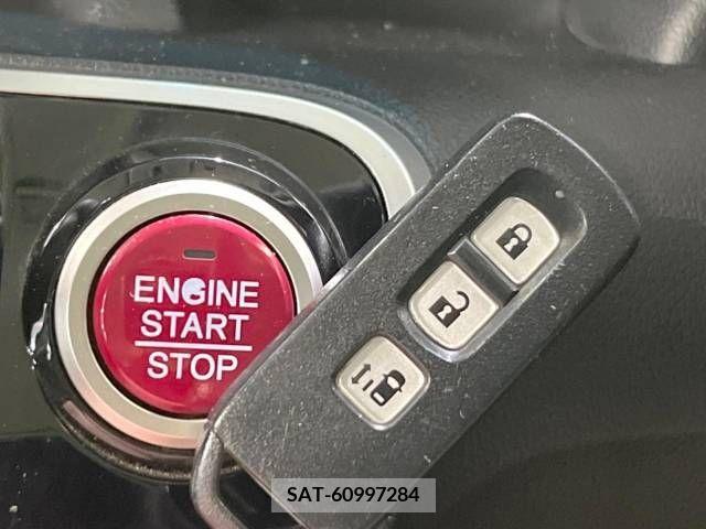 Honda N BOX CUSTOM 2017-06 345533-6