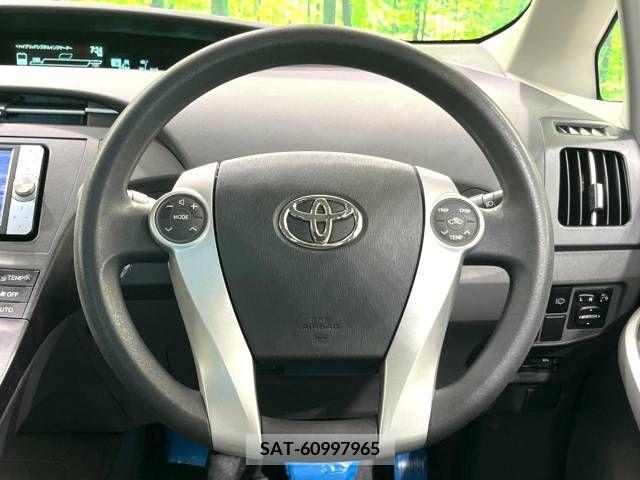 Toyota PRIUS 2010-02 383872-11