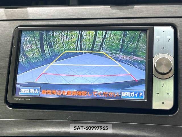 Toyota PRIUS 2010-02 383872-3