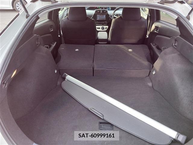 Toyota PRIUS 2018-04 281712-14